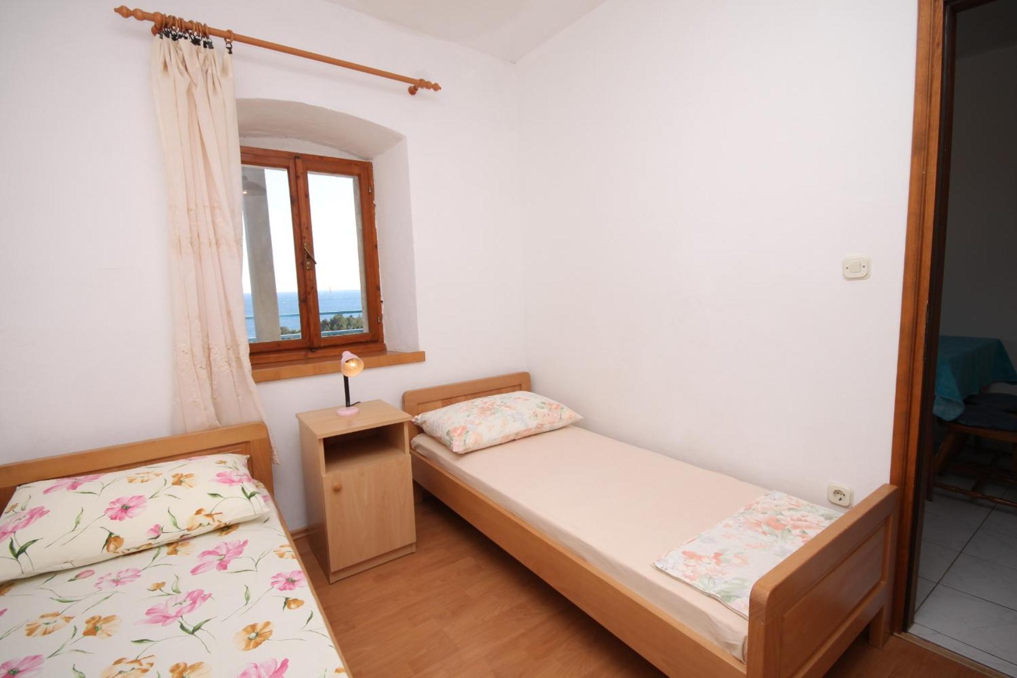 Apartments With A Parking Space Ivan Dolac, Hvar - 8797 Bilik gambar