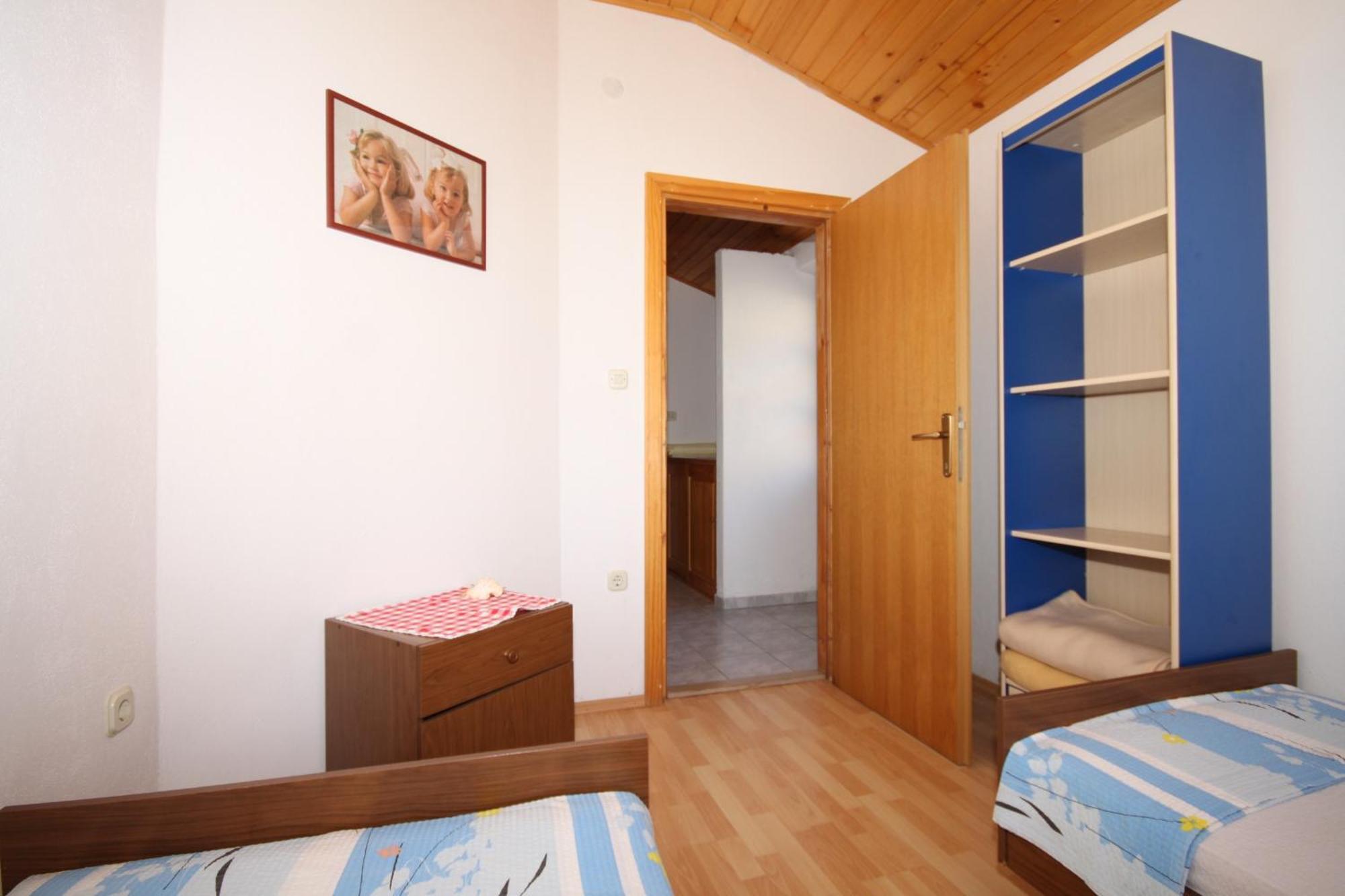 Apartments With A Parking Space Ivan Dolac, Hvar - 8797 Bilik gambar
